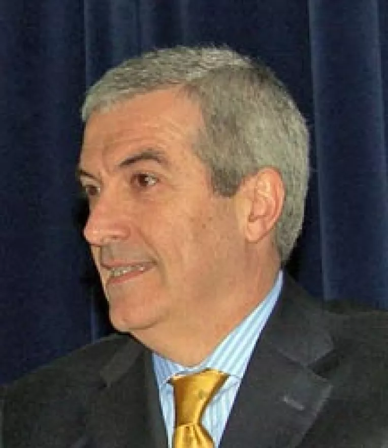 Tariceanu, si premier si ministru de Externe