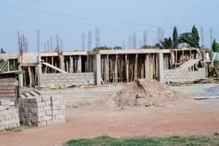 Tinerii, neinteresati sa-si construiasca locuinte