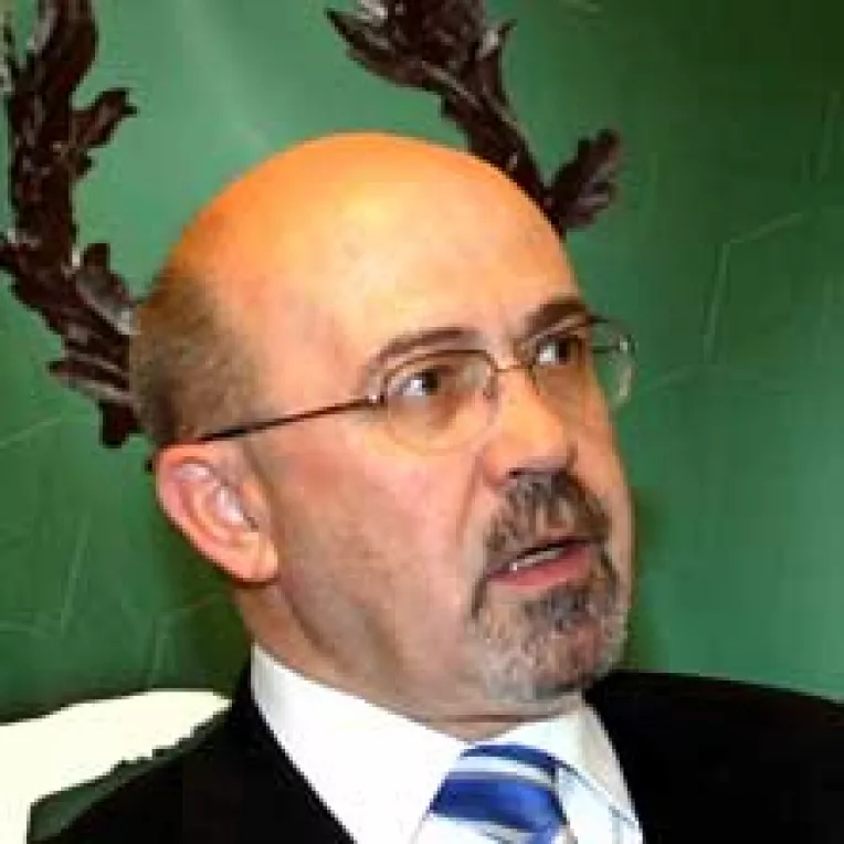 UDMR pofteste la functii-cheie in Guvern