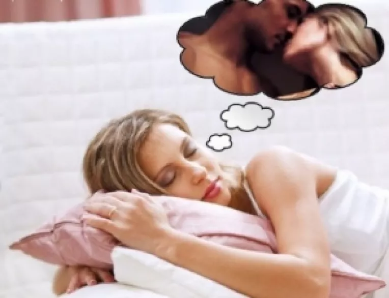 Un vis erotic povestit de o femeie cu mult talent