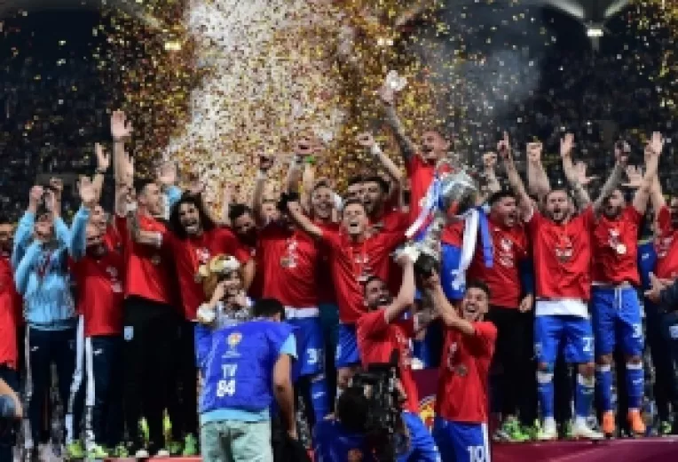 Universitatea Craiova a castigat Cupa Romaniei, dupa ce a invins echipa din Sibiu, AFC Hermannstadt, cu scorul de 2-0